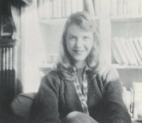 Sylvia Plath Photos, Esther Greenwood, Silvia Plath, Lady Lazarus, The Bell Jar, Sylvia Plath, Press Photo, Philosophers, Jane Austen