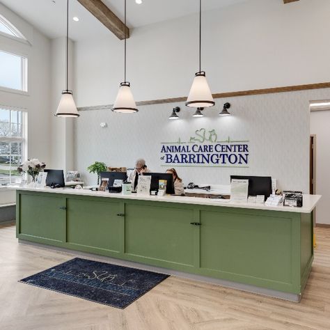 Lobby and reception of an animal hospital. The waiting room is also visible Vet Clinic Reception Area, Animal Hospital Design, Sleek Interior Design, Hospital Lobby, Waiting Room Design, Sleek Interior, Vet Hospital, Vet Clinic, Hospital Design