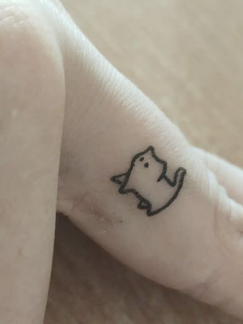 Yea Cute Mini Cat Tattoos, Silly Finger Tattoos, Basic Cat Tattoo, Easy Cat Tattoo, Small Funny Tattoos Simple, Cat Simple Tattoo, Cat Stick And Poke, Silly Small Tattoos, Small Grunge Tattoos Simple