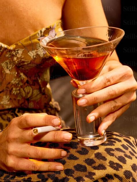 by Tyler Bowditch | Available to license on stills.com Holding Martini Glass Pose, Image Reference, Hands Holding, Old Fashioned Cocktail, Recipe Images, Reference Photos, Martini Glass, Martini, Close Up