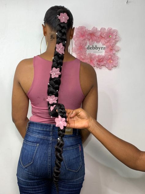 Detachable #ponytail Shop our #ponytailextensions available for delivery worldwide +2348131120501 _whatsapp Detachable Ponytail, Jumbo Braid Ponytail, Jumbo Braids, Ponytail Extension, Braids, Hairstyles, Hair Styles, Hair, Quick Saves