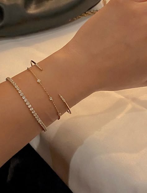 Elegant Hand Jewelry, Dream Bracelet Stack, Diamond Bracelets Stack, Classy Bracelet Stack, Minimalist Bracelet Stack, Hand Jewelry Aesthetic, Accesories Outfit Jewelry, Dainty Aesthetics, Elegant Jewelry Classy