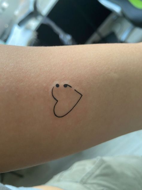 Cute Semicolon Tattoos, Semi Collen Tattoo Ideas, Simecolen Tattoo, Cute Small Semicolon Tattoo, Heart With Semicolon Tattoo, Missing Someone Tattoo Ideas, Semicon Tattoo, Unique Small Semicolon Tattoo, Simple Semicolon Tattoo