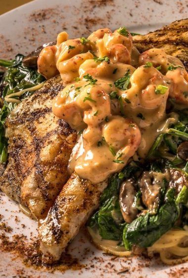 Blackened Fish Chauvin - Flip Flop Foodies Crawfish Sauce, Blackened Redfish, Blackened Catfish, Blackened Fish, Blacken Fish, Cream Sauce Pasta, Spinach And Mushroom, Cajun Sauce, Blackened Seasoning