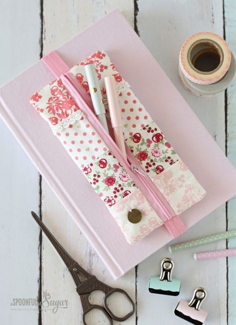 Elastic Pencil Case - A Spoonful of Sugar Elastic Pencil Case, Elastic Pencil Case Tutorial, Sewn Pencil Case, Sewing Pencil Pouch, Sew Pencil Pouch, Pencil Case Ideas, Fabric Pencil Case, Pencil Case Pattern, Travel Sewing Kit