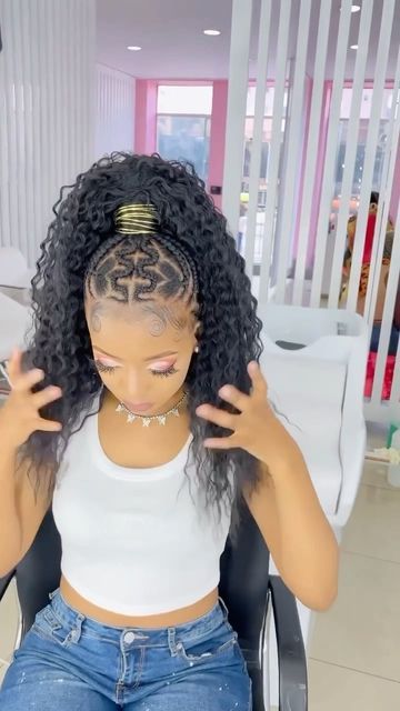 Lillys Hair Extensions on Instagram: "Curly drawstring ponytail Ksh 2500 Hair styling @lillyshairandbeautyparlour SHOP LOCATION 📍 Moi Avenue Sasa Mall, 1st Floor Shop A4 CUSTOMER CARE LINE ☎️ Text/Call/WhatsApp 0717063128 OPENING HOURS ⏰ Monday to Saturday 8:00 AM TO 7:00 PM We deliver countrywide. #quickhairfix #nobadhairday #hairgoalsachieved #hairponytails #affordablewigs #pineapplewigs#semihumanwigs#ponytail#hairproducts#goodhairdayeveryday" Jerry Curl Ponytail Weave, Cornrows With Curly Ponytail, Braids Into Weave Ponytail, Crochet High Ponytail Hairstyle, Braided Up Ponytail With Curls, Feed In Ponytail With Curly Hair, Hair Braided Into Ponytail, Cornrow Ponytail With Bangs, Braids With Curly Ponytail