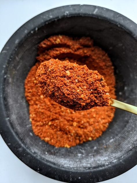 Homemade Ethiopian Berbere Spice Blend - The Art of Improvisation Berbere Spice, Ethiopian Cuisine, Spice Blends Recipes, African Cooking, Spice Mix Recipes, Ethiopian Food, Nigerian Food, Homemade Spices, Homemade Seasonings