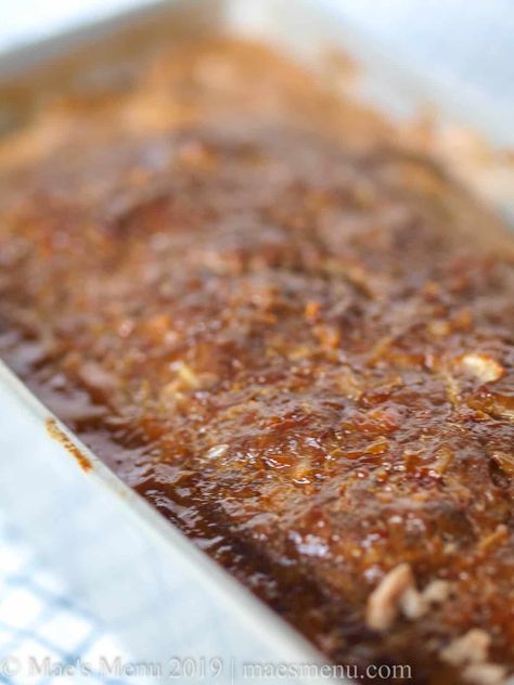 An easy main dish with plenty of umami, sweetness, and spice, this Teriyaki Meatloaf will be well received at weeknight night family meals and dinner parties alike. Make this healthy dinner recipe tonight! #healthydinnerrecipes #easydinner #meatloaf #fallrecipes #grassfedbeef #groundbeef Teriyaki Meatloaf, Gluten Free Teriyaki Sauce, Chicken Meatloaf, Delicious Meatloaf, Healthy Dinner Recipe, Easy Main Dishes, Teriyaki Chicken, Ground Meat, Meatloaf Recipes