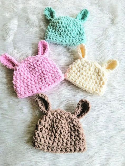 25 Free Crochet Bunny Hat Patterns (Bunny Ears Pattern) Bunny Hat Crochet, Bunny Ear Hat, Baby Crochet Hat, Floppy Bunny, Crochet Baby Bibs, Crochet Sun Hat, Baby Bibs Patterns, Easy Crochet Baby Blanket, Bib Pattern