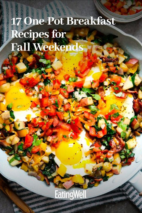 These healthy breakfast recipes embrace our favorite fall flavors, from pumpkin and apple to spinach and broccoli. Plus, they only require one pot or pan to make, so prepping and cleaning will be a breeze. Recipes like our Broccoli Parmesan Cheese Omelet and Apple Dutch Baby Pancake are perfect morning meals for this weekend. #breakfast#healthybreakfast#breakfastideas#brunchideas#healthybreakfastrecipes#healthyrecipes Healthy Fall Breakfast Meal Prep, Fall Breakfast Meal Prep, Autumn Recipes Breakfast, Savory Fall Breakfast, Healthy Sunday Breakfast, Fall Breakfast Casserole, Fall Breakfast Ideas Healthy, Homestead Breakfast, Healthy Fall Breakfast Recipes