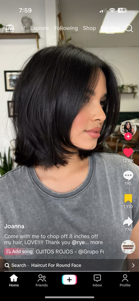 Neck Hair Length, Layered Bob Hairstyles Dark Hair, Layers For Medium Short Hair, Midume Length Hair With Layers, Haircut Short Hair Round Face, Dark Black Short Hair, Black Hair Balayage Latina Short, Layered Bob For Straight Hair, Short Hair Above Shoulder Straight