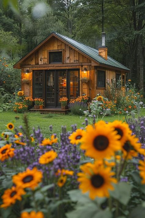 Cottage Garden Sheds, Tiny Luxury, House In The Forest, Cabin Style Homes, Cabin Office, Cabin Aesthetic, Cozy Cottages, Little House Plans, Cottage In The Woods