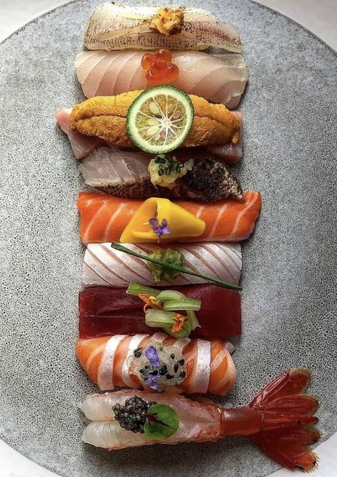 Sushi Artwork, Platter Presentation, Sashimi Platter, Chefs Plate, Sushi Love, Nigiri Sushi, Sushi Platter, Soft Shell Crab, Sushi Art