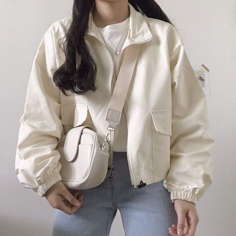 [PaidLink] 44 Most Saved Soft Spring Outfits Casual Tricks You'll Want To Use This Autumn #softspringoutfitscasual Outfit Korean Style, Korean Casual Outfits, Casual Day Outfits, Quick Outfits, Easy Trendy Outfits, Casual Spring, Kpop Fashion Outfits, Girls Fashion Clothes, Casual Style Outfits