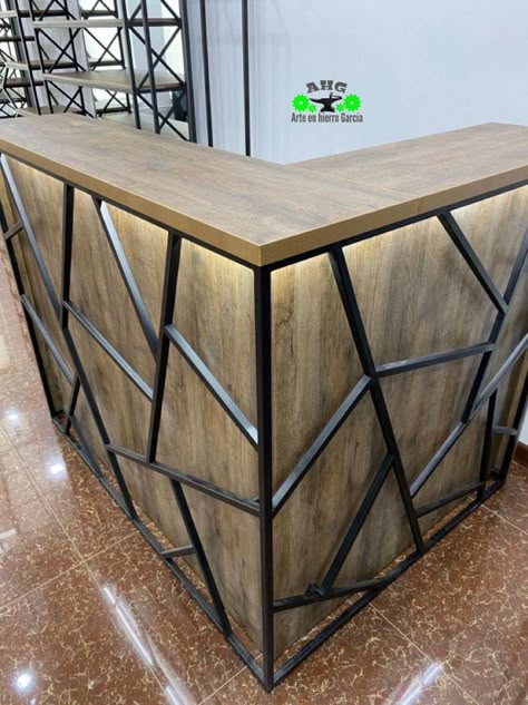 Studio Reception Desk, Bar Counter Design, Industrial Cafe, Welded Furniture, Diy Home Bar, Barber Shop Decor, Hotel Room Design, Home Bar Designs, Metal Furniture Design