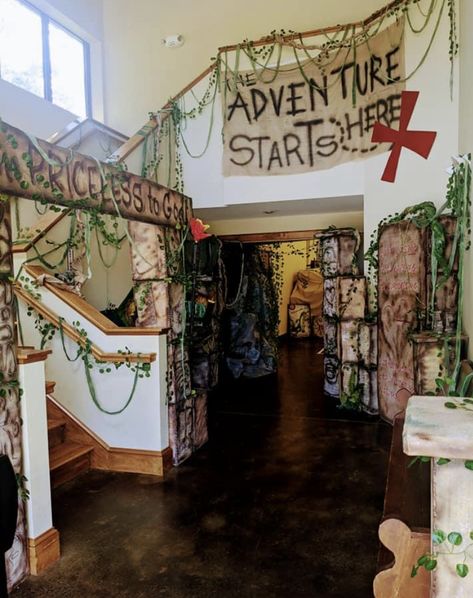 Treehouse Party Theme, Adventure Vbs Decorations, Jumanji Hallway Decorations, Jumanji Theme Decorations, Indiana Jones Birthday Party Decor, Jumanji Decoration Ideas, Indiana Jones Decorations, Jumanji Themed Party, Indiana Jones Theme Party