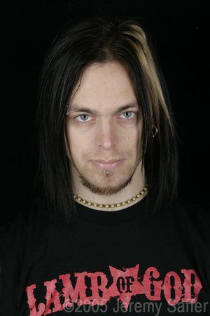 Matt Tuck - Bullet for My Valentine  Gorgeous!  Love his face :) Matthew Tuck, Matt Tuck, Metal Boy, Black Metal Art, Goth Guys, Bullet For My Valentine, Prom Pictures, Heavy Metal Bands, Gerard Way