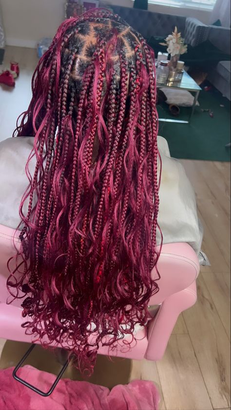 Dark Red Goddess Braids, Red Boho Knotless, Red Boho Knotless Braids, Red Boho Braids, Boho Knotless Braids With Color, Cornrows Natural, School Baddie, Cornrows Natural Hair, Cornrows Hairstyles