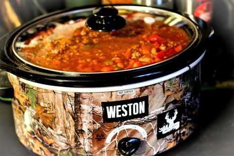 Easy Venison Chili, Deer Chilli Recipe Crock Pot, Elk Chili Recipe Crockpot, Venison Chili Recipe Crockpot, Deer Chili Recipe Crockpot, Venison Chili Crockpot, Deer Meat Chili Recipe, Crock Pot Venison Chili, Venison Crockpot