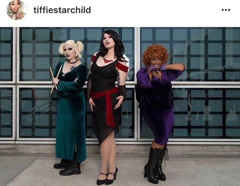 The hex girls The Craft Group Costume, Luna Hex Girls Costume, Dusk Hex Girls Costume, Thorn Scooby Doo Costume, Hex Girls Aesthetic Outfit, Thorn Hex Girl Cosplay, Hex Girls Halloween Costume, Thorn Hex Girl Costume, Hex Girls Cosplay