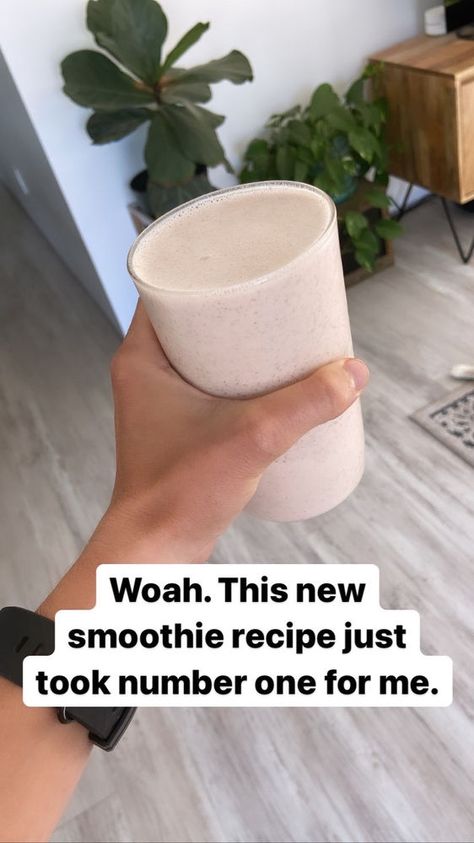 My Healthy Strawberry Smoothie Recipe 😋 [High Protein, Low Sugar] Vanilla Protein Smoothie, Strawberry Smoothie Healthy, Low Sugar Smoothies, High Protein Smoothies, Smoothie Recipes Strawberry, Low Glycemic Foods, Sugar Free Pudding, Protein Packed Meals, Protein Smoothie Recipes