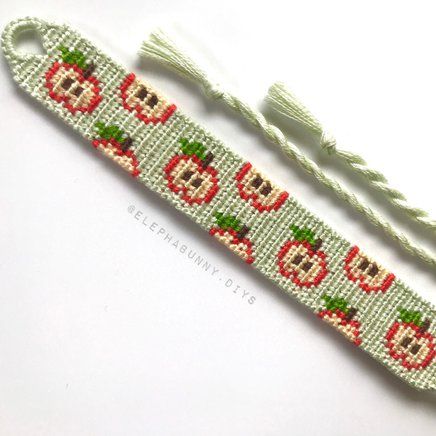 Apple Friendship Bracelet Pattern, Apple Bracelet Pattern, Friendship Bracelets Patterns Tutorials, Alpha Pattern Simple, Strawberry Friendship Bracelet, How To Read Alpha Bracelet Patterns, Friendship Bracelet Alpha Patterns, Easy Alpha Bracelet Patterns, Alpha Friendship Bracelet Patterns