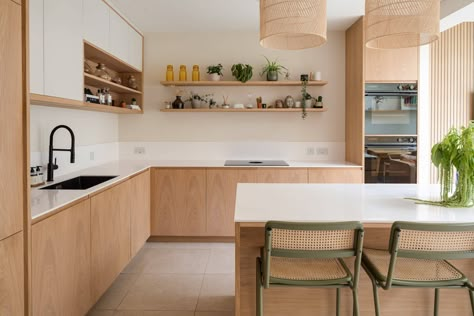 Modern Oak Kitchen, Scandinavian Interior Kitchen, Kitchen London, Scandi Kitchen, Ikea Kitchen Design, Nordic Kitchen, London Kitchen, Sustainable Kitchen, Oak Kitchen