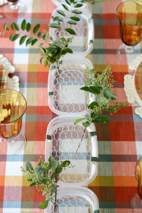 How to Make a DIY Fresh Floral Table Runner for Fall | Hometalk Diy Floral Runner, Blooming Table, Net Flowers, Flower Table Runner, Floral Mechanics, Flower Runner, Floral Runner, Diy Burlap, Flower Table