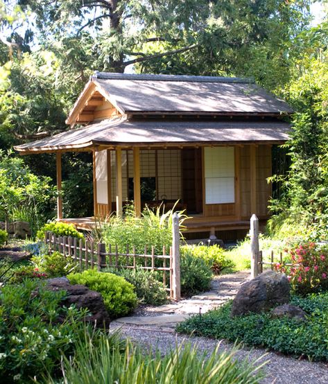 Japanese Entrance, Japanese Cottage, Tea House Design, Small Japanese Garden, Asian House, Japanese Garden Landscape, Japanese Home Design, Japanese Tea House, Japanese Tea Garden