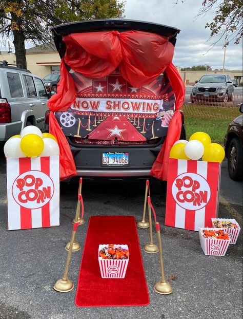 Movie Theater Trunk Or Treat, Halloween Checklist, Indoor Backyard, Movie Theater Theme, Easy Halloween Games, Trunker Treat Ideas, Halloween Party Backdrop, Diy Popcorn, Trunk Or Treat Ideas