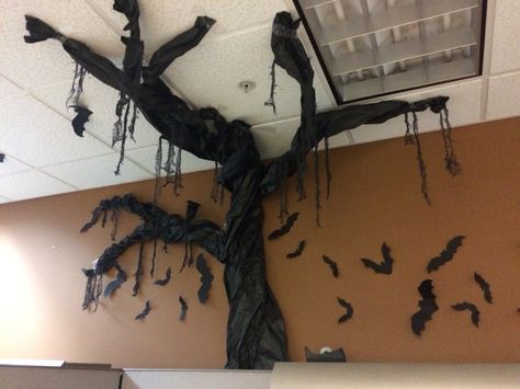 Halloween Decorating Ideas For Office, Scary Halloween Wall Decor, Diy Haunted Tree, Dark Forest Decorations, Halloween Desk Decorating Contest, Halloween Enchanted Forest, Witch Cubicle Decorations, Nursing Home Halloween Decorations, Haunted Library Ideas