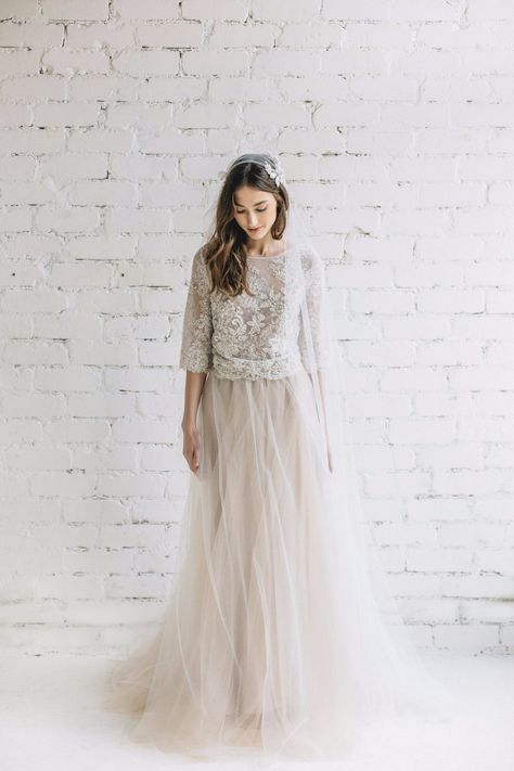 Rok Tile, Gaun Tulle, Wedding Dress Two Piece, Tule Rok, Gonna In Tulle, Two Piece Wedding Dress, Bridal Separates, Cute Wedding Dress, Bohemian Wedding Dress