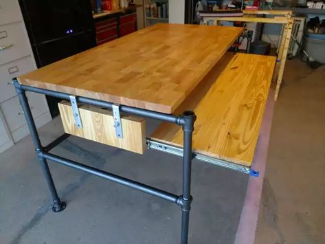 Desk with piano/keyboard drawer project - Imgur Desk With Piano Keyboard Tray, Piano Keyboard Desk, Studio Desk Diy, Desk Drawer Organisation, Music Room Office, Piano Table, Artist Desk, Home Studio Desk, Piano Desk