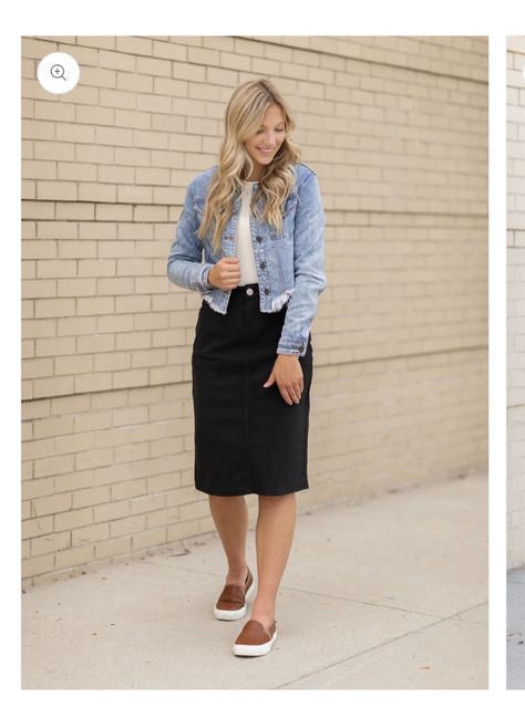 Outfits With Knee Length Skirts, Modest Denim Skirts, Black Denim Midi Skirt, Formal Skirts, Styling Skirts, Chic Maternity, Jean Skirt Outfits, Pentecostal Fashion, Midi Skirt Outfit