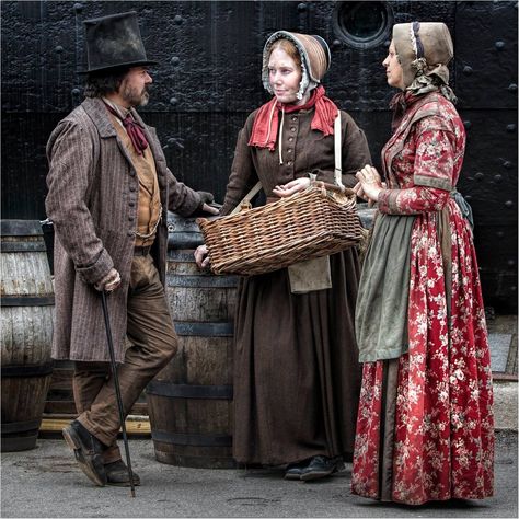 Ragged Victorians. Double click on image to ENLARGE. Poor Victorian Clothes, 1800s Fashion Poor, Victorian Clothing Women, Oliver Musical, London Clothing, 19th Century London, Victorian Era Fashion, 19th Century Clothing, 1800s Fashion