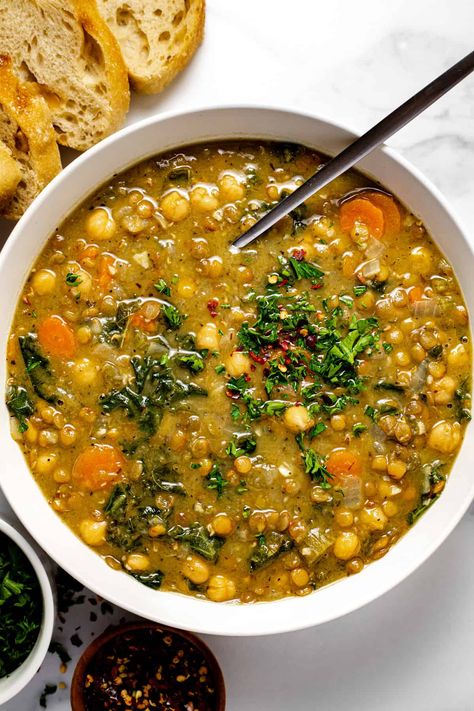 Creamy Vegan Instant Pot Lentil Soup Vegan Instant Pot Soup, Quinoa Soup Vegetarian, Creamy Lentil Soup, Instant Pot Lentil Soup, Simple Healthy Dinners, Lentils Instant Pot, Best Lentil Soup Recipe, Meals Everyone Will Love, Instant Pot Quinoa