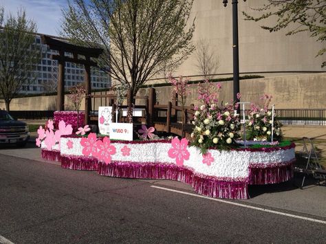 Pink and White Float, a perfect Parade Royalty Float concept Homecoming Sash, Homecoming Floats, Sports Activities For Kids, Pink Homecoming, Parade Float, Pink And White, Homecoming, Float, Activities For Kids