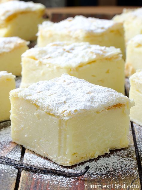 Vanilla Custard Slice, Custard Slices, Vanilla Magic Custard Cake, Vanilla Slice Recipe, Vanilla Custard Recipe, Vanilla Slice, Slovenian Food, Custard Slice, Magic Custard Cake