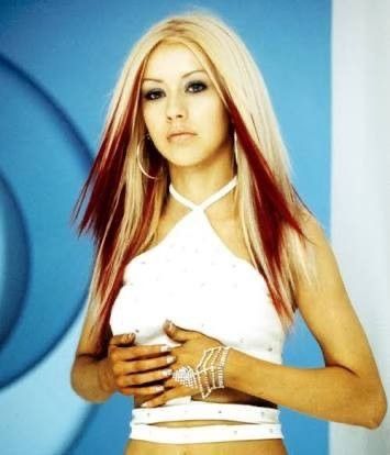 Christina Aguilera Red And Blonde Hair, Christina Aguilera Come On Over, Christina Aguilera Red Hair, 2000s Celebs, 2010 Makeup, Christina Aguilera 1999, 1990s Hairstyles, Christina Aguilera 2000s, Cristina Aguilera