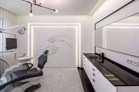 slasharchitects Dental Clinic Interior Black And White, Black And White Medical Office, White Dental Clinic Design, Black And White Clinic Interior Design, Black Dental Clinic, Dentist Design Interior, Dental Clinic Wall Design, Black And White Dental Clinic, White Clinic Interior