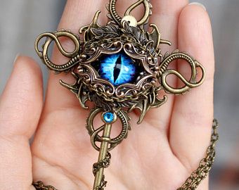 Victorian Steampunk Gothic Jewelry & by DreamCloudJewelry on Etsy Fantasy Key, Fantasy Vintage, Key Necklace Vintage, Steampunk Key, Vintage Dragon, Vintage Key, Key Jewelry, Necklace Purple, Dragon Necklace