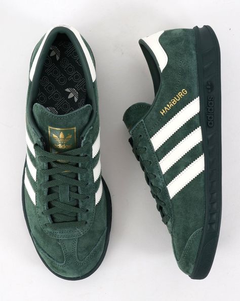 This latest adidas Hamburg Green Oxide trainer gives a nod to the coveted City Series & the super scarce 3 stripes styles from the continent. Adidas Hamburg Green, Adidas Hamburg, Custom Chuck Taylors, Green Trainers, Fila Vintage, Shoes Art, Run Dmc, Orange Shoes, Adidas Trainers