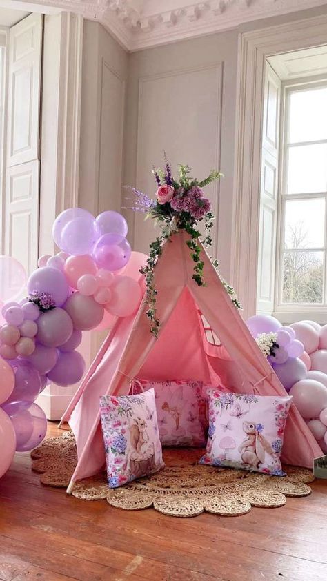 Take a look at this gorgeous fairy birthday party! The teepees is so pretty! See more party ideas and share yours at CatchMyParty.com Easter Birthday Party, Fairy Birthday Cake, Easter Birthday, Girls Birthday Party Themes, Fairy Cakes, Fairy Birthday Party, Birthday Party Activities, Pretty Party, Fairy Birthday