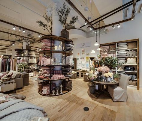 First Look: Pottery Barn flagship, New York City | Chain Store Age New York Shopping, Pottery Barn Furniture, Momofuku Milk Bar, Retail Store Display, Kitchenware Shop, Store Layout, Williams Sonoma Home, Furniture Warehouse, Furniture Showroom