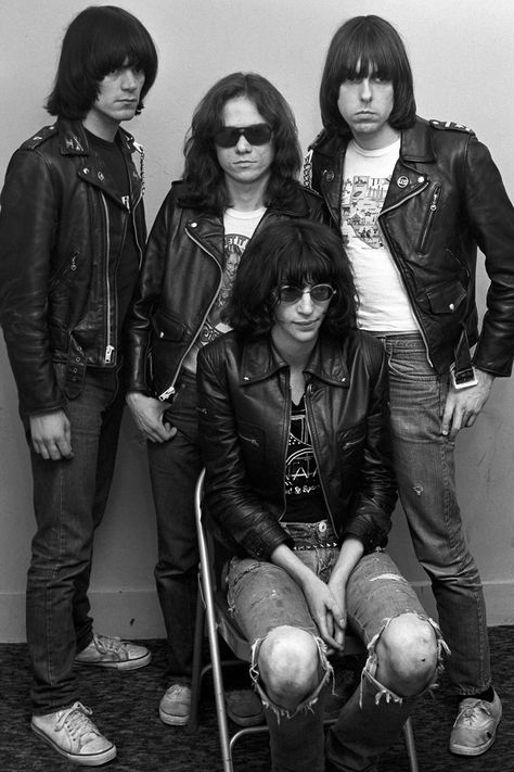 How Rock And Roll Changed Fashion #jacket #fashion #leather #socialgroup #leatherjacket The Ramones, Rock And Roll Fashion, Joey Ramone, Band Poster, Musica Rock, Punk Rock Bands, Rock Outfits, Punk Rocker, Punk Music