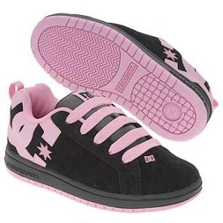 Kids Court Graffik Pre/Grade on PopScreen Dc Clothes, Dc Shoes Girls, Dc Court Graffik, Dc Sneakers, Dc Shoes Women, School Shoes Black, Pretty Shoes Sneakers, Shoes For Girls, Brand Name Shoes