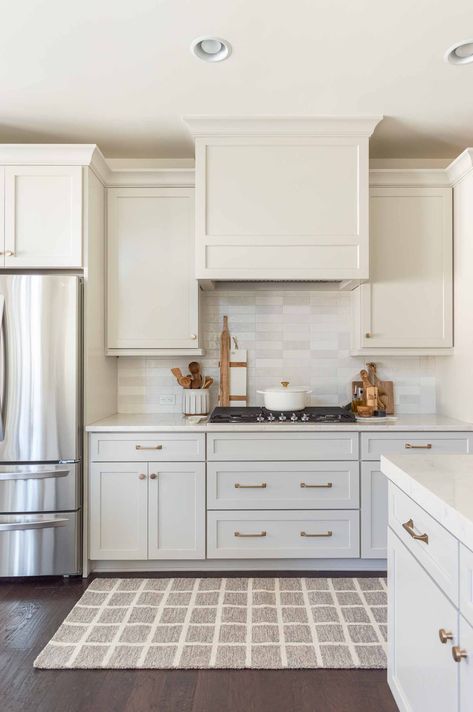 Cream Gray Cabinets Kitchen, Cream Shaker Kitchen Cabinets, Gray On Gray Kitchen, Paint Shaker Cabinets, Kitchen Alabaster Cabinets, White Walls Greige Cabinets, Cream Kitchen Cabinets White Walls, Sw Agreeable Gray Kitchen Cabinets, Kitchen Backsplash With Greige Cabinets