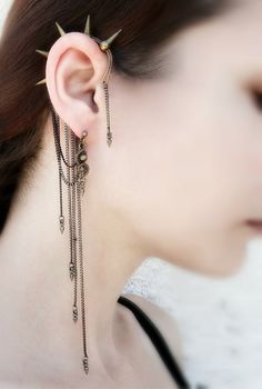 Spike Ear Cuff Wrap Cuff Chain Earrings Ear Cuff by MayaHandmade Spike Ear Cuff, Earring Cuff Chain, Cool Piercings, Ear Earrings, Punk Jewelry, Earrings Ear, Fantasy Jewelry, Gothic Jewelry, Brass Jewelry