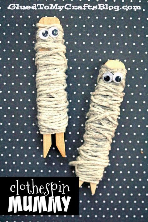 Halloween Pins Diy, Halloween Clothespin Crafts, Clothes Pin Crafts For Kids, Clothespin Crafts For Kids, Clothesline Crafts, Halloween Clothespin, Hannukah Crafts, Neckerchief Slide, Clothespin Art