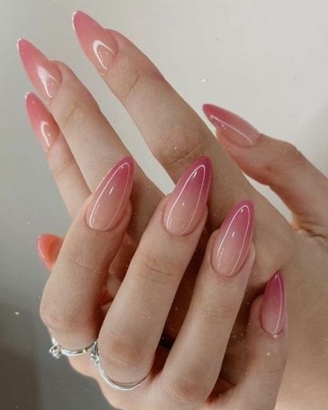 Classic Fade french ombre nails Uñas Coquette, Monochrome Nails, Ombre Manicure, Pink Ombre Nails, Ombre Nails Glitter, Ombre Nail Designs, Nail Art Ombre, Almond Nails Designs, Almond Nail